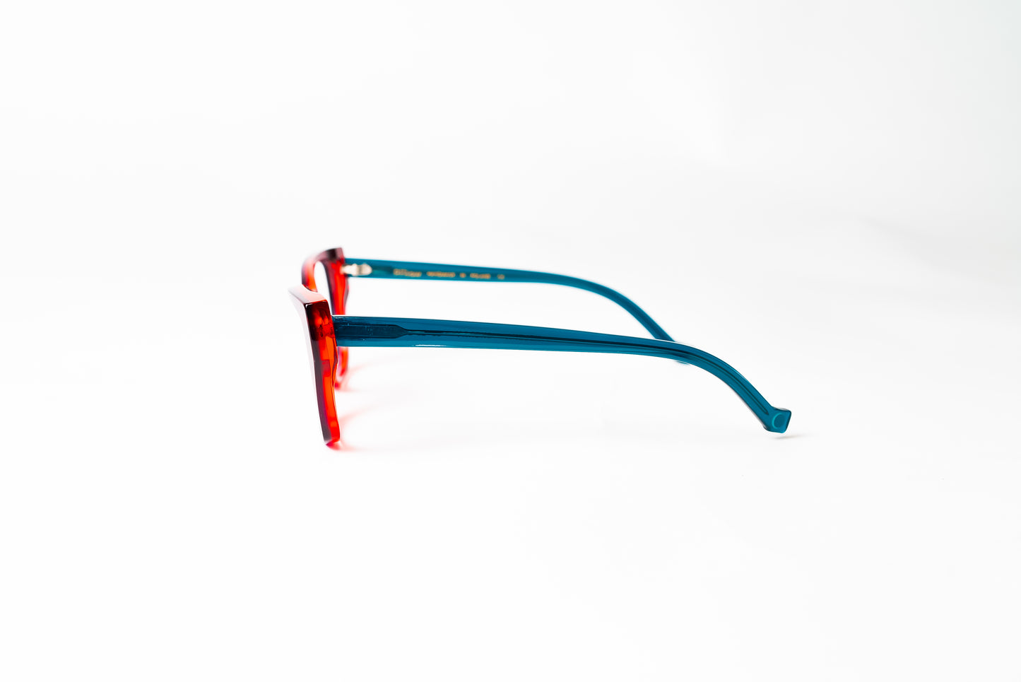 Helena Col-Cherry