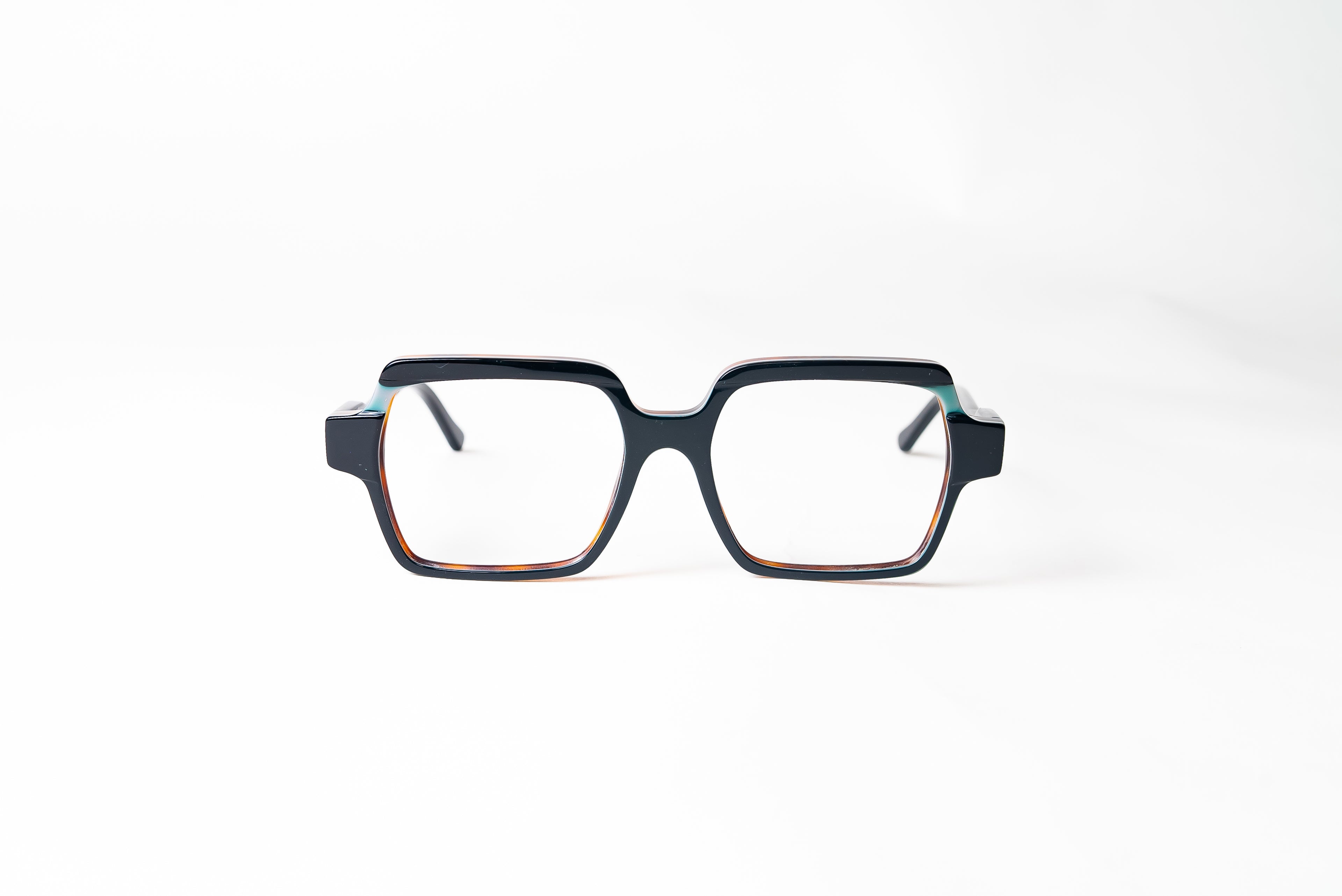 Lucy D Col-Blk Havana