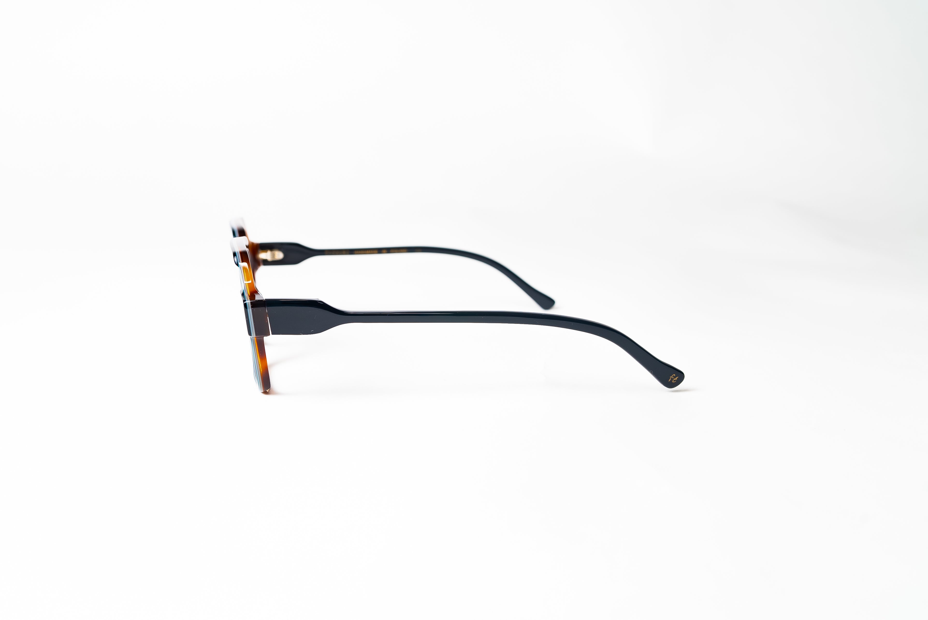 Lucy D Col-Blk Havana