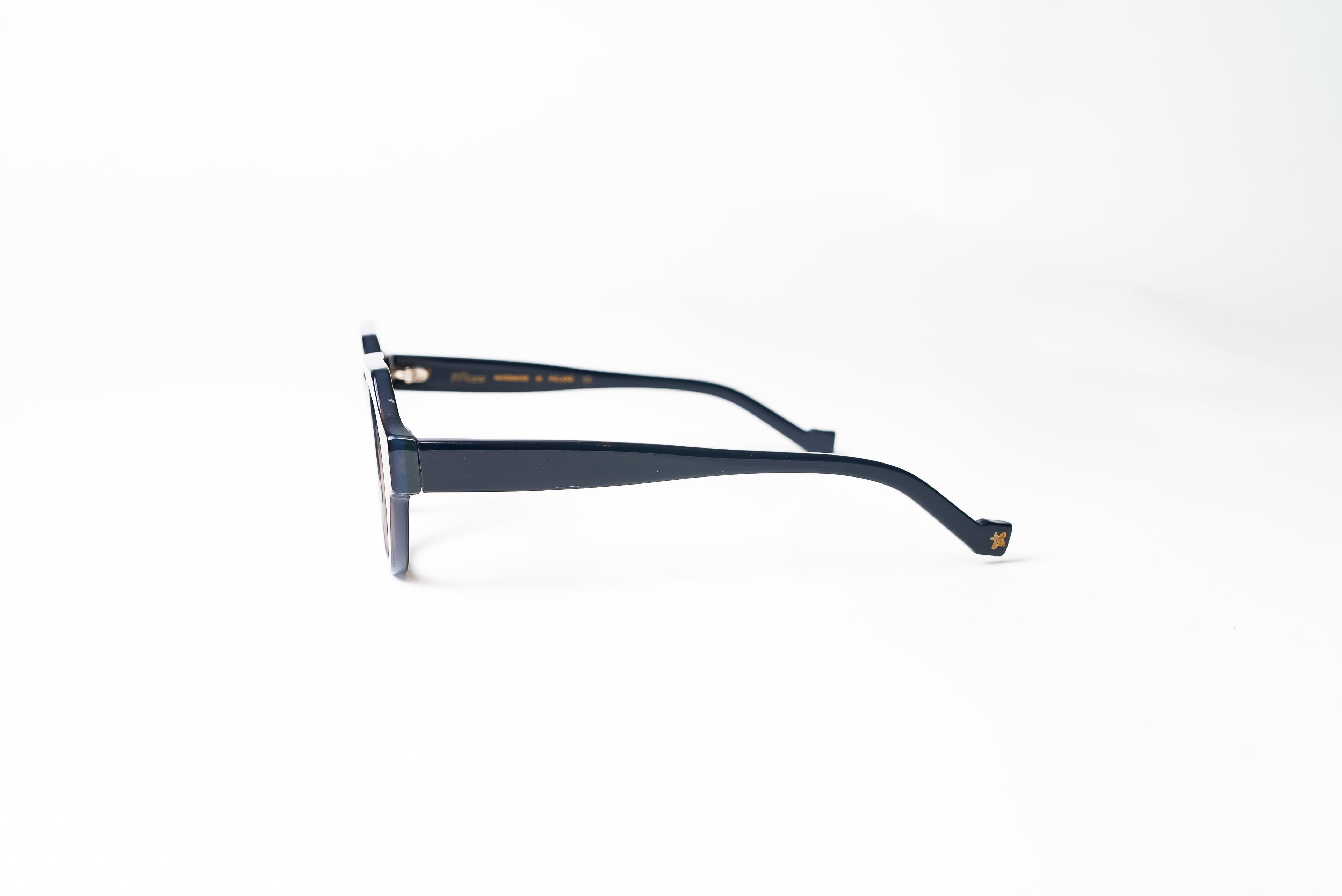 Santiago-Harry Col-Grey