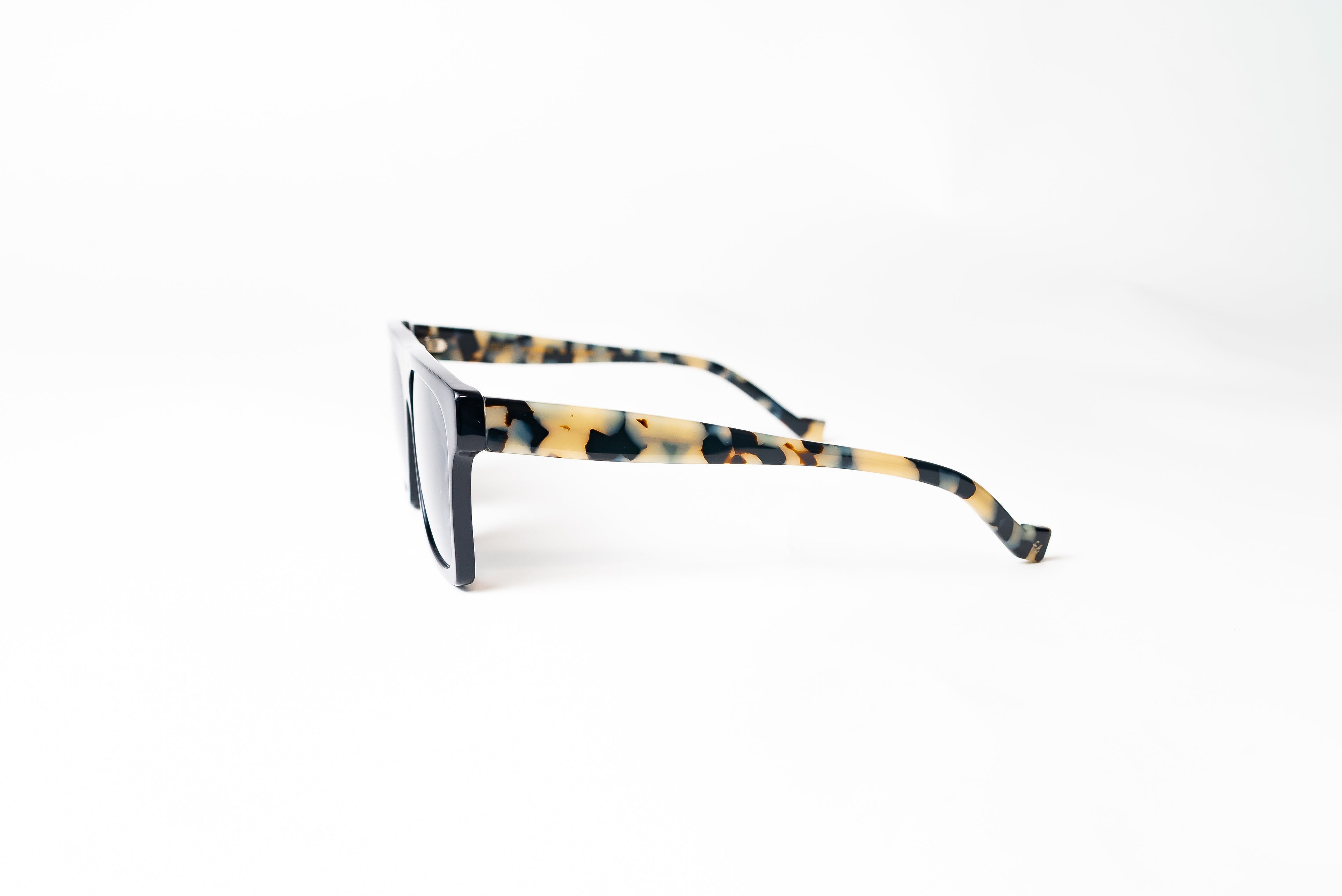 Mateo Col-Blk Havana Gray polarized